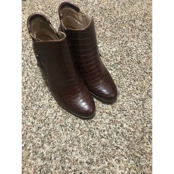 Brand New Soul Naturalizer Shoes Size 8.5 with 3 Inch Wedge - Picture 3 of 5